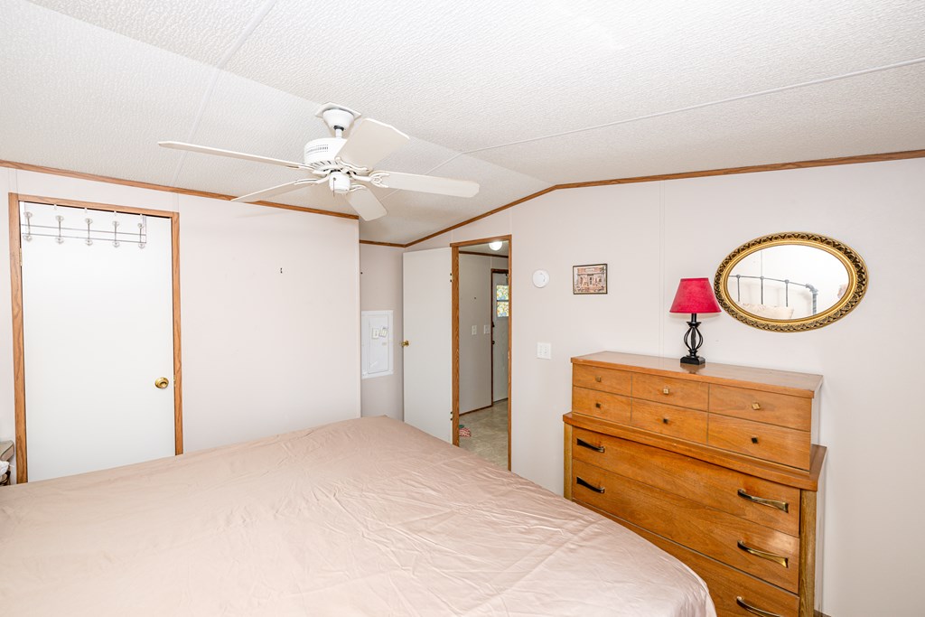 365 Fox Hollow Circle