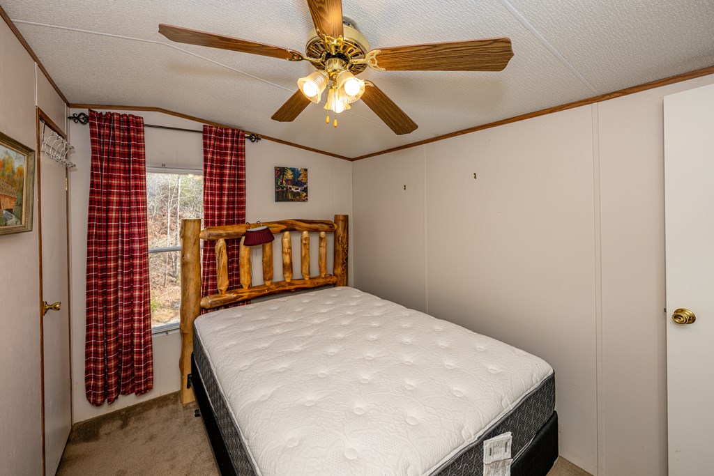 365 Fox Hollow Circle