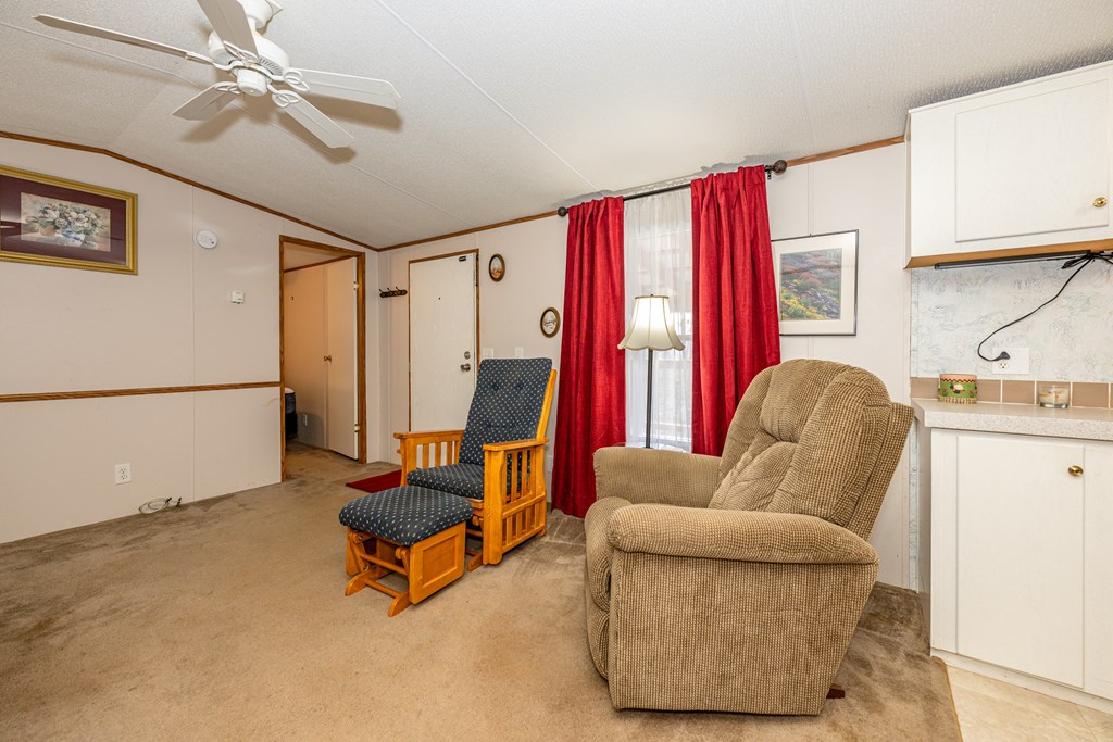 365 Fox Hollow Circle