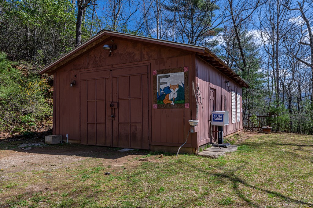 365 Fox Hollow Circle