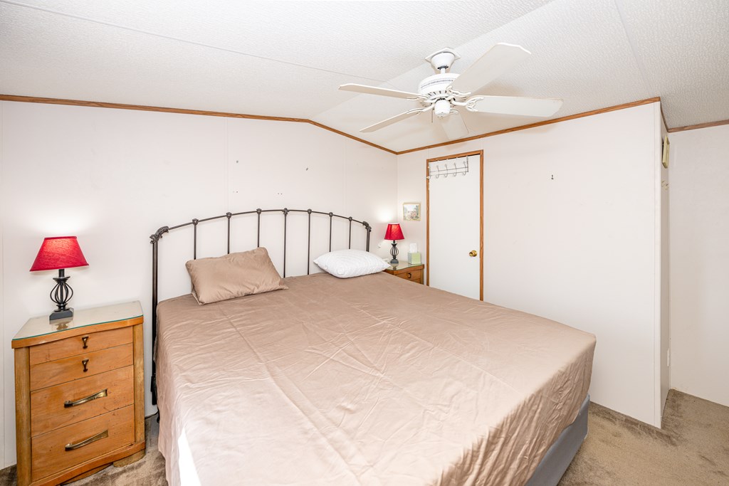 365 Fox Hollow Circle