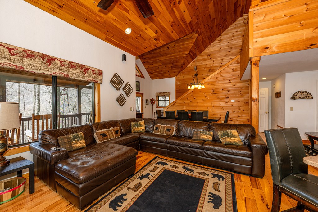 233 Sunset Point