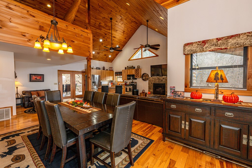 233 Sunset Point