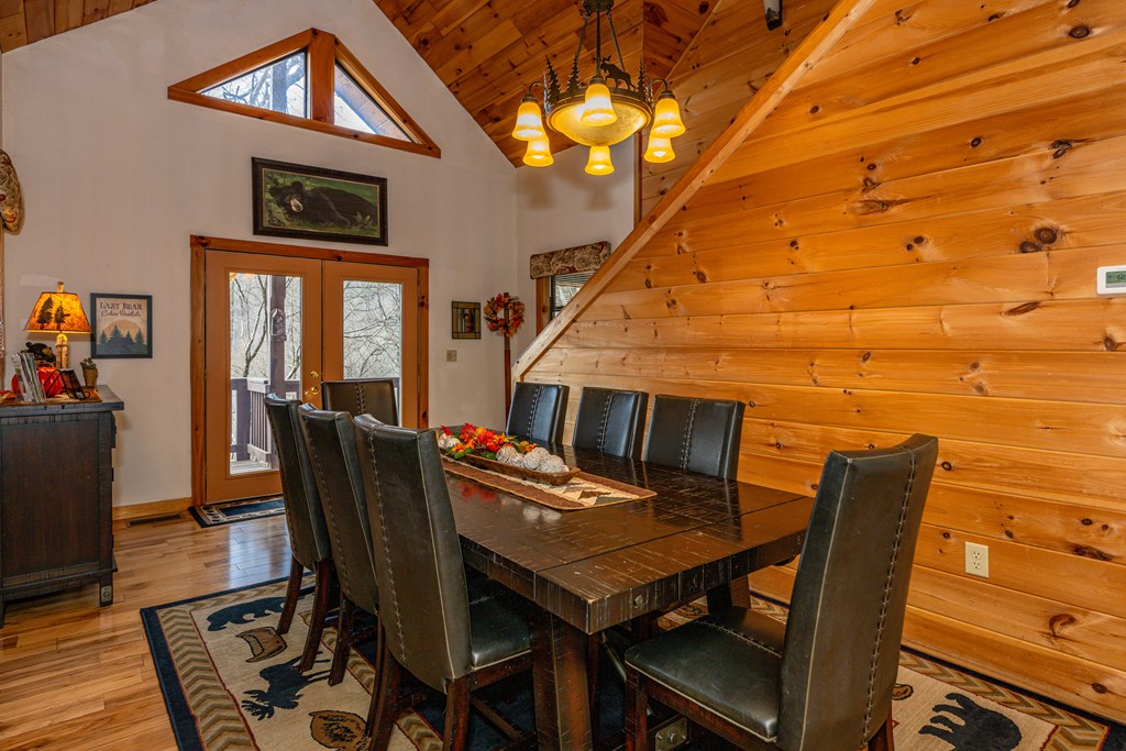 233 Sunset Point