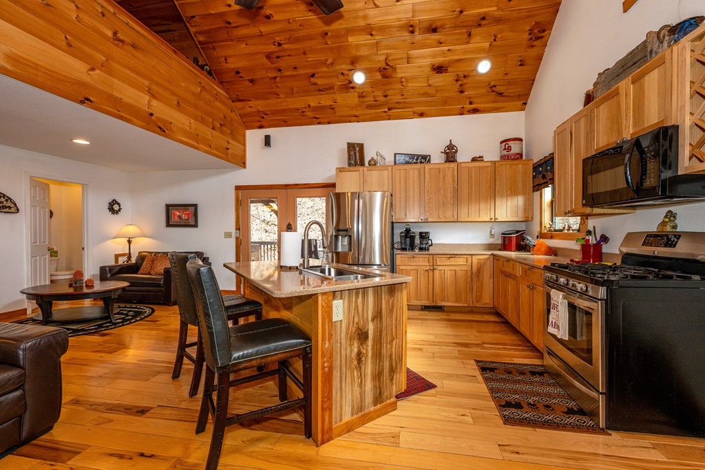 233 Sunset Point
