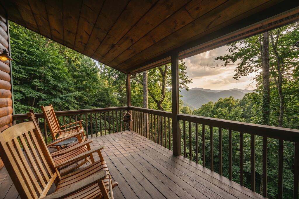 233 Sunset Point