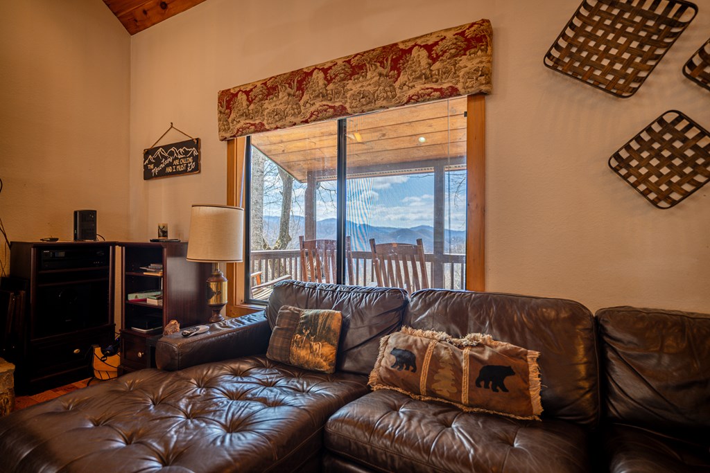 233 Sunset Point