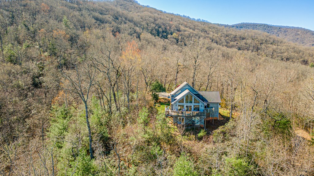 432 Natures Edge Road