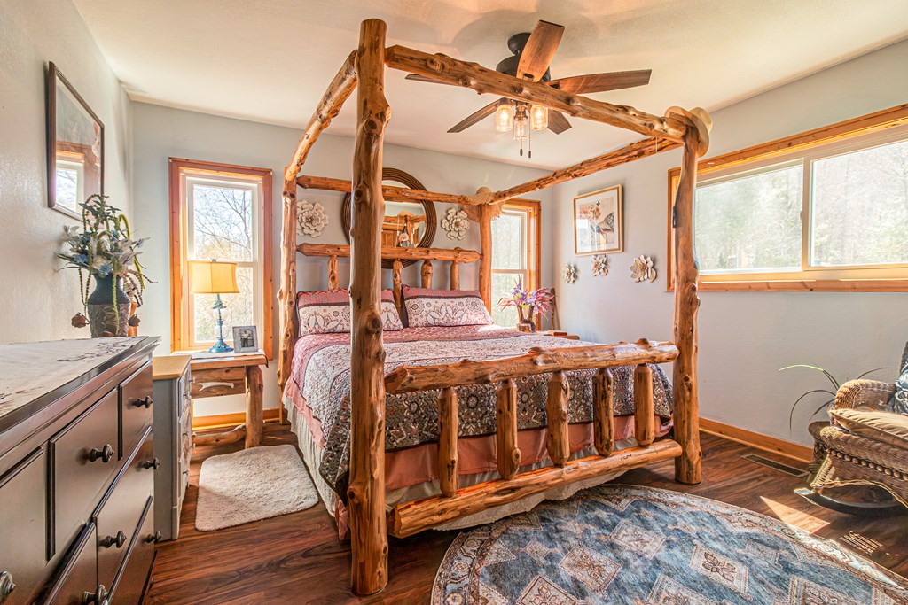 432 Natures Edge Road