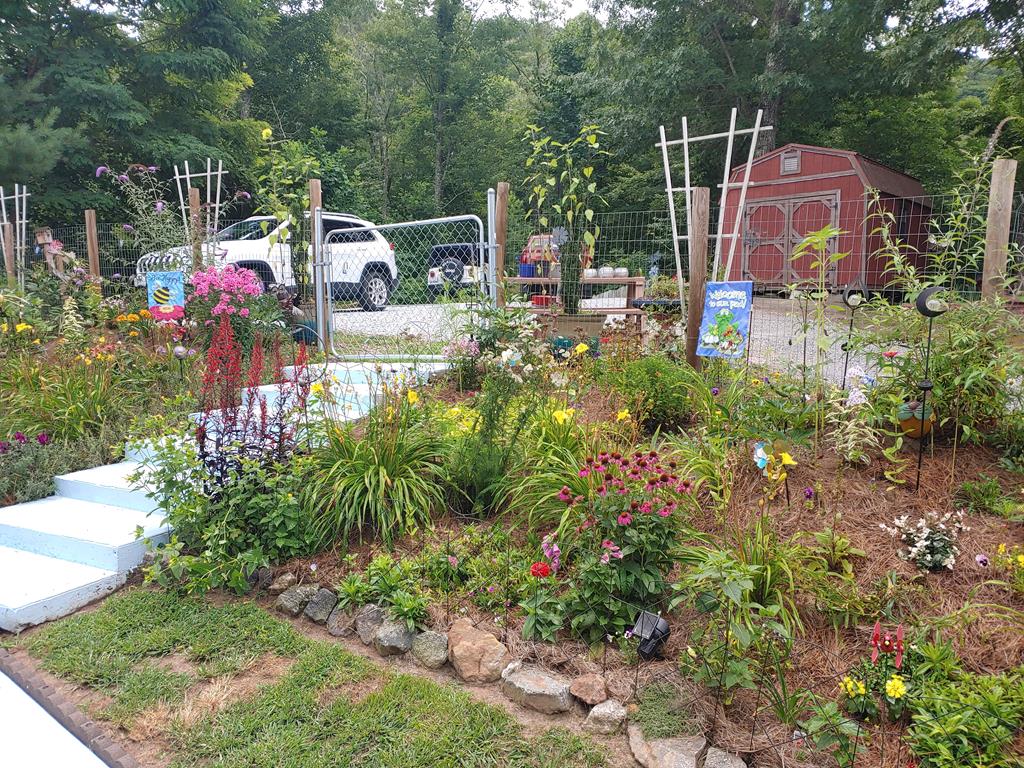 432 Natures Edge Road