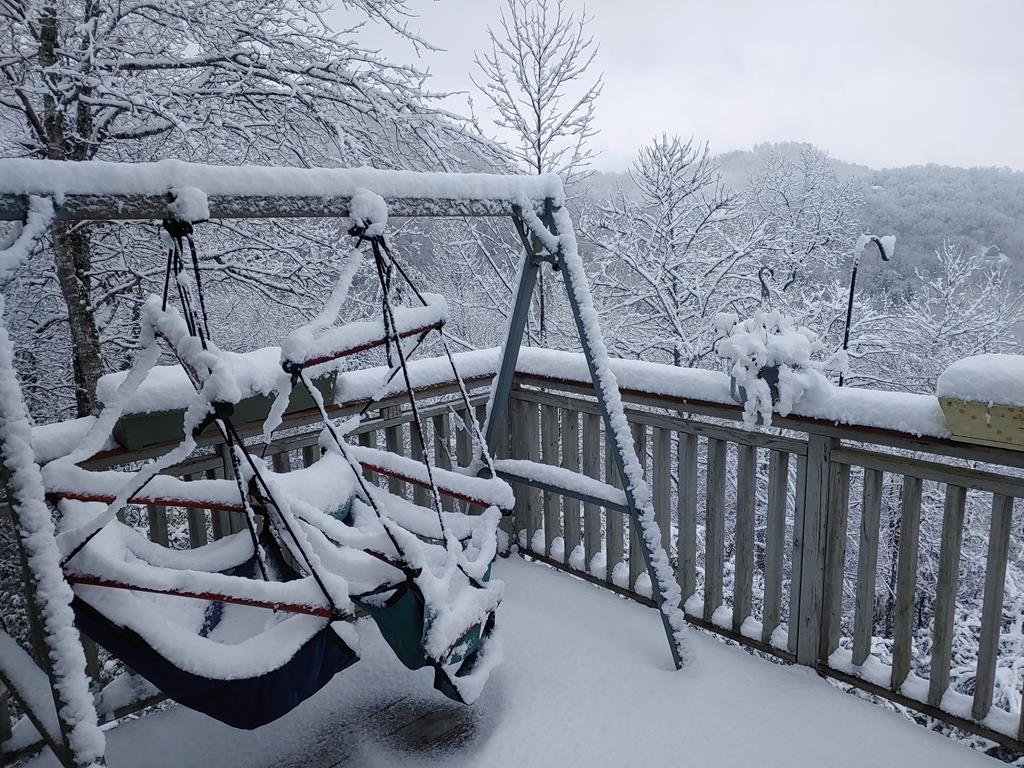 432 Natures Edge Road