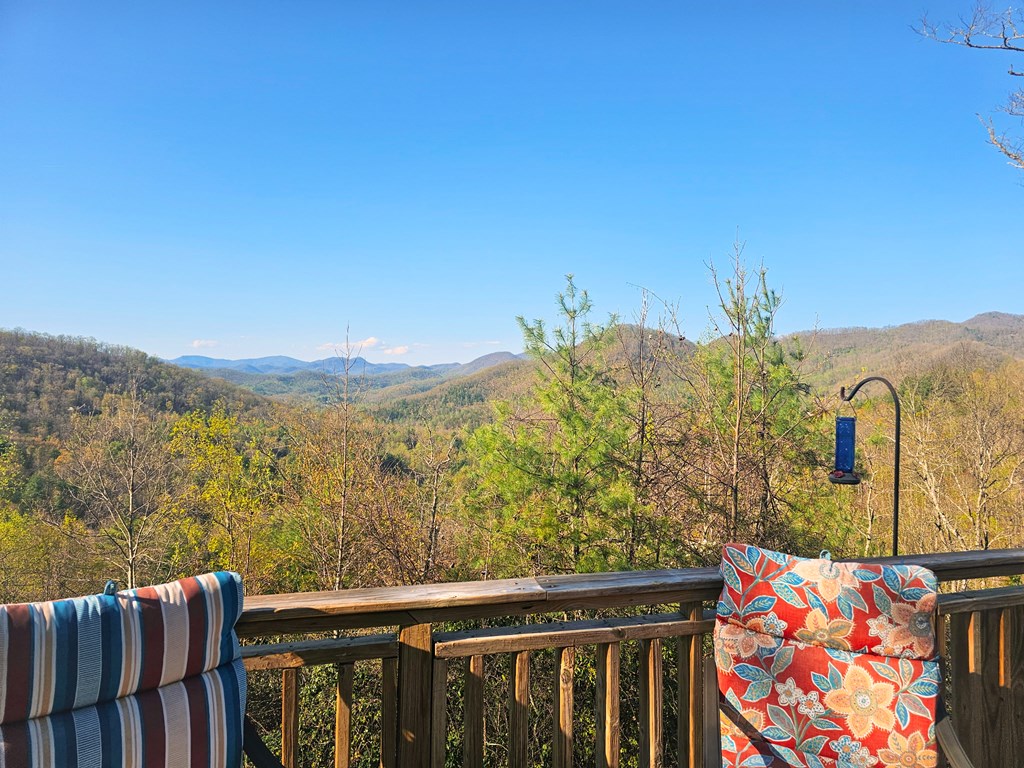 432 Natures Edge Road