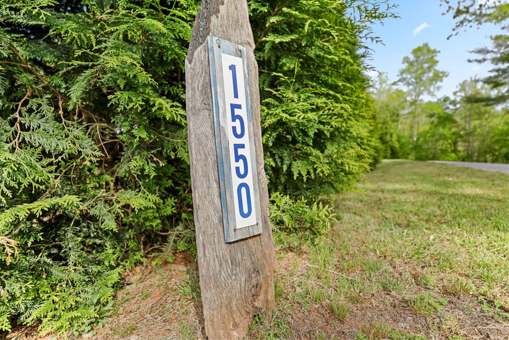 1550 River Rd