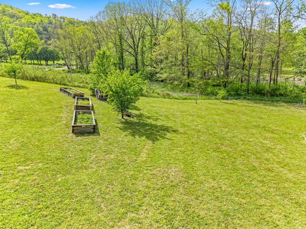 1550 River Rd