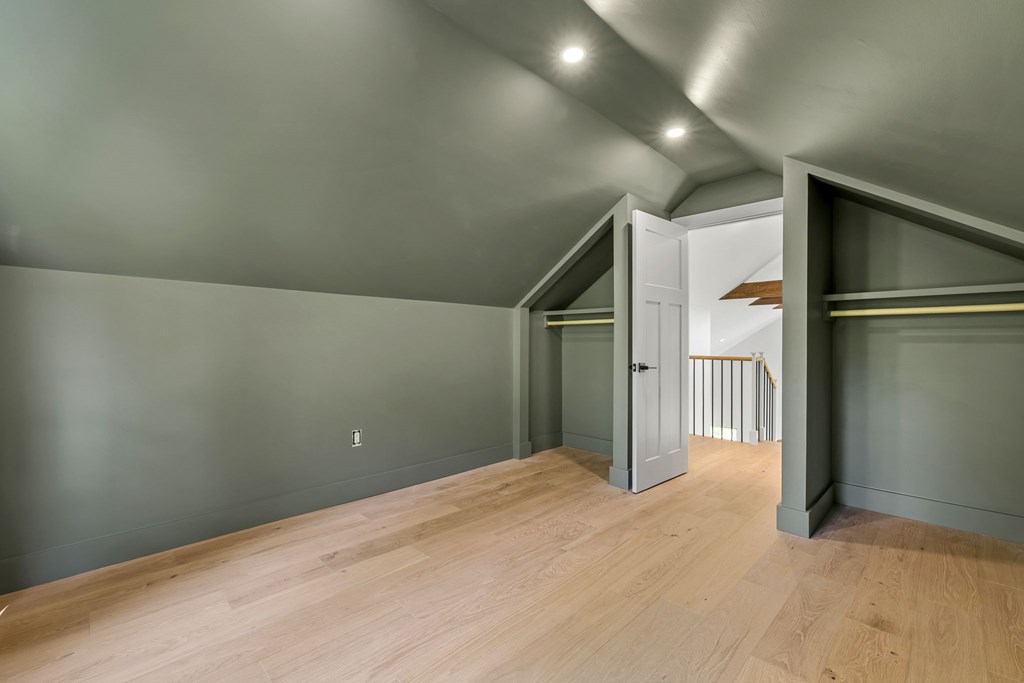 523 Harrison Ave