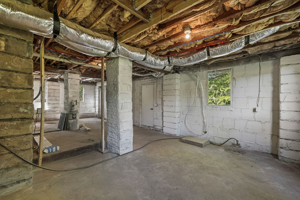 523 Harrison Ave