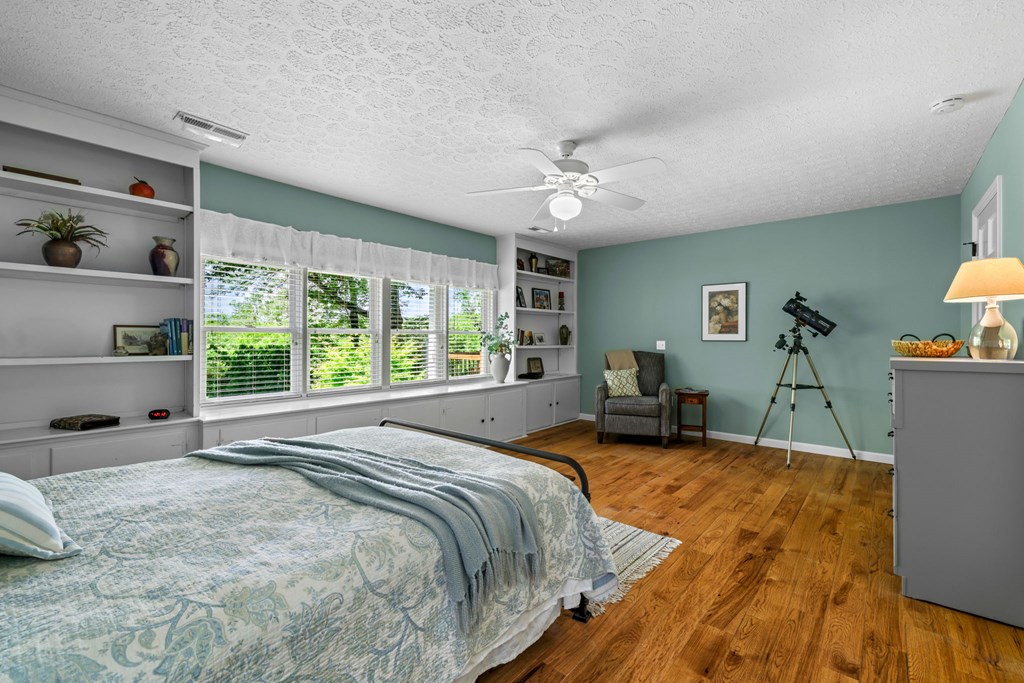 589 Noah Gibson Road