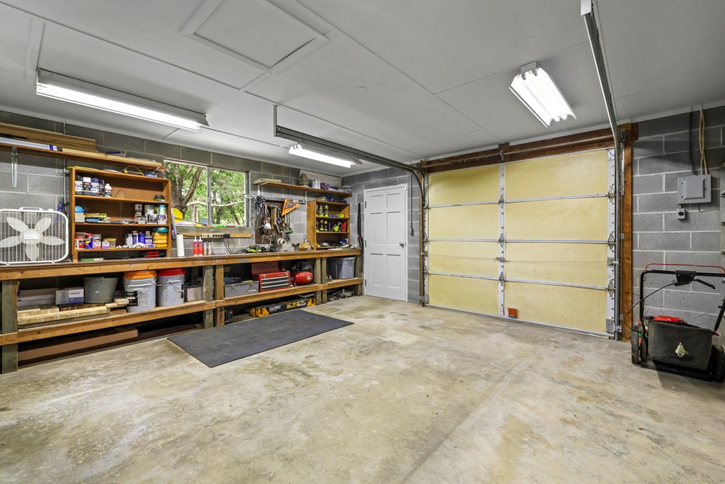 589 Noah Gibson Road