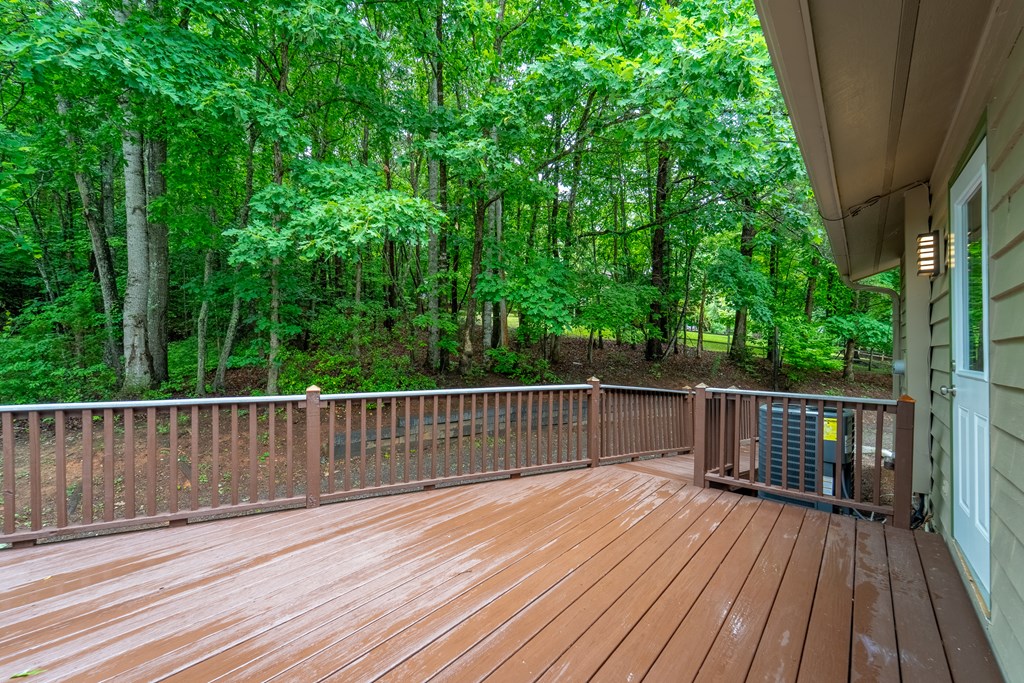 132 Eagles Nest Rd