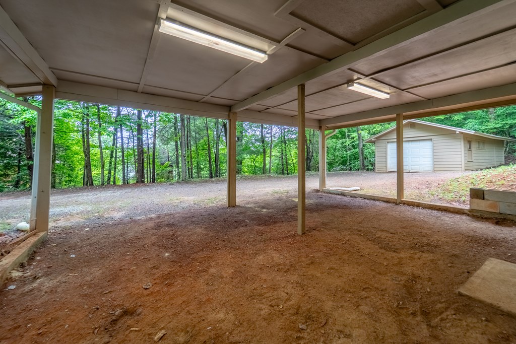 132 Eagles Nest Rd