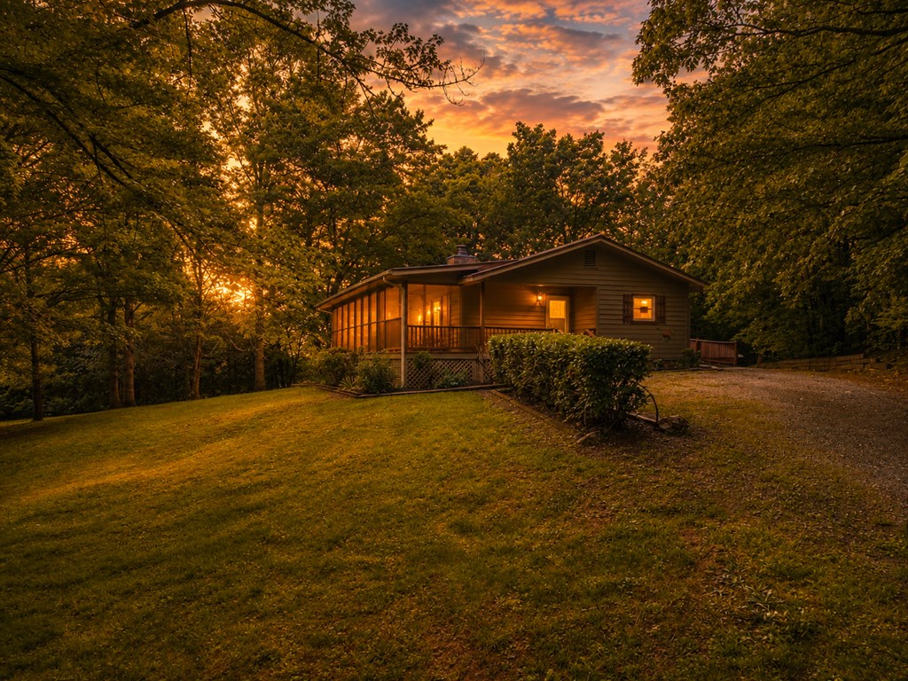 132 Eagles Nest Rd