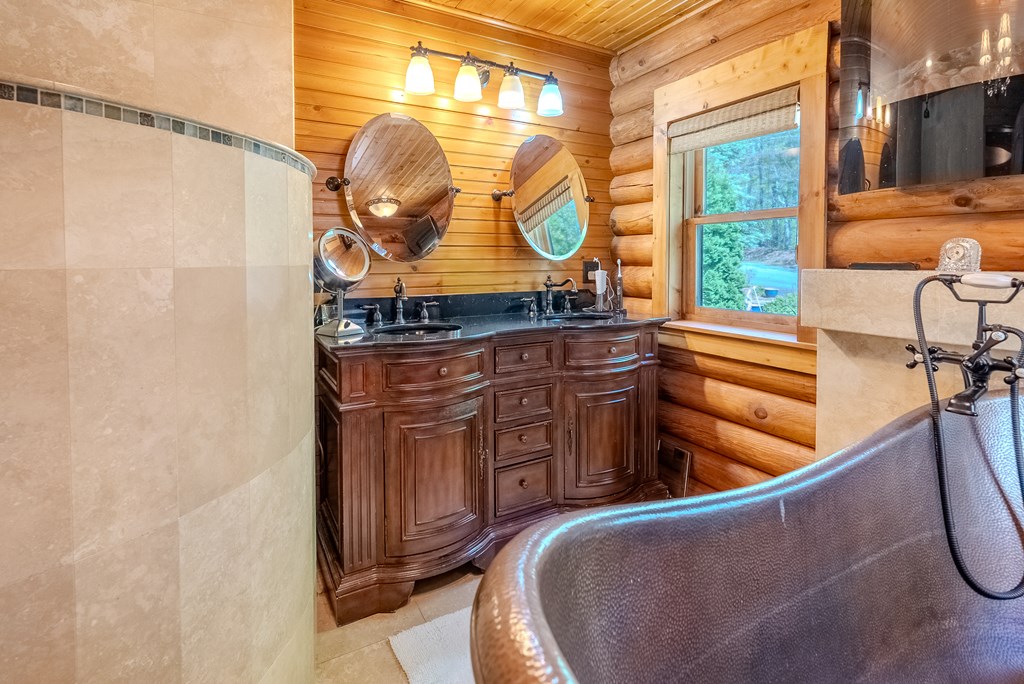 1120 Scutter Lane