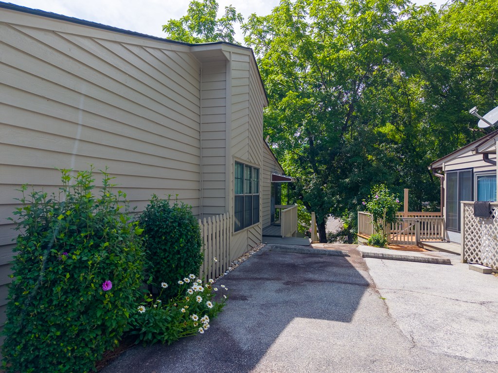 27 Plum Tree Lane