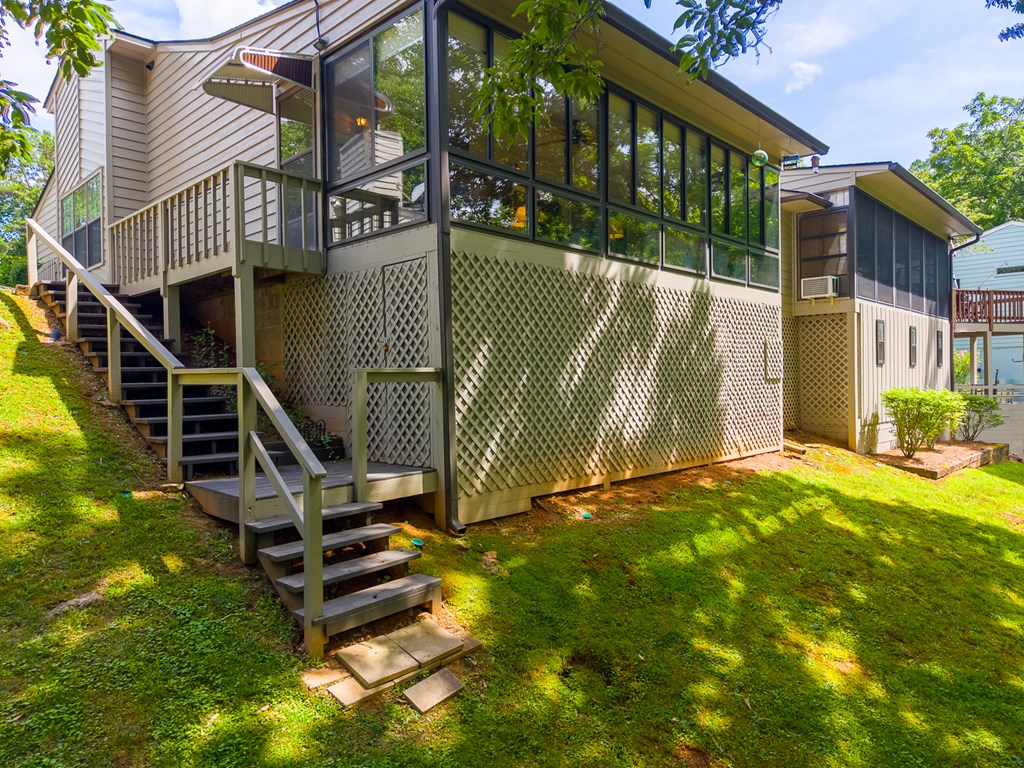 27 Plum Tree Lane