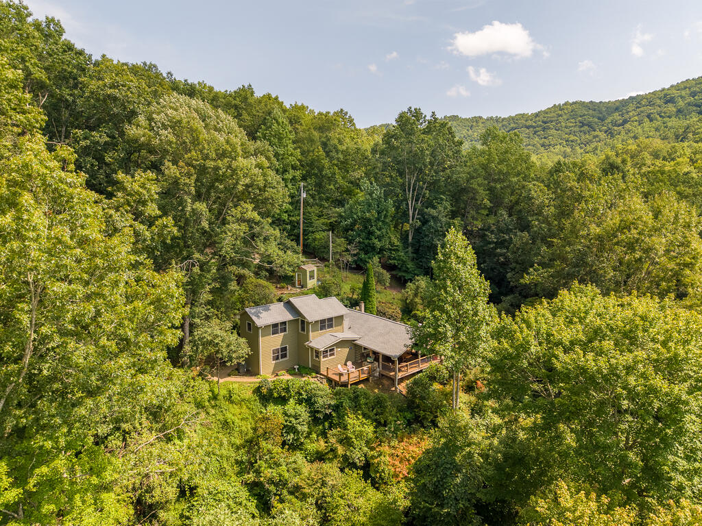 82 Pope Road