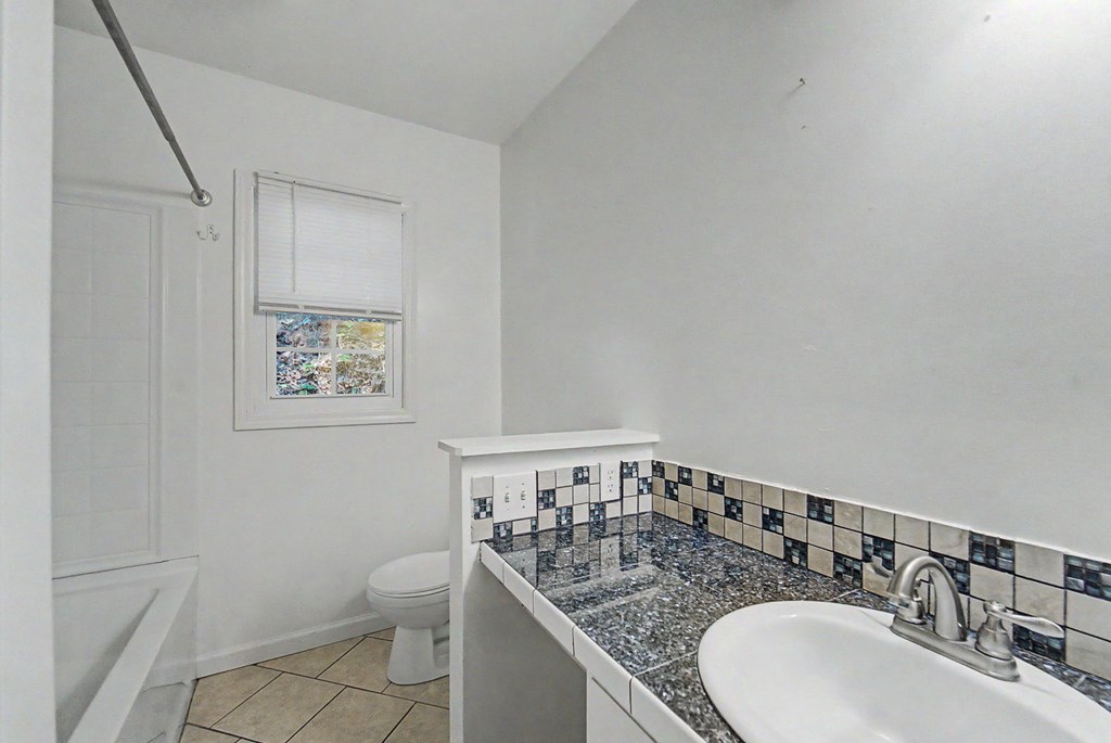 506 Guffie Road