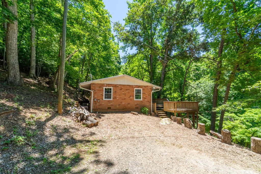506 Guffie Road