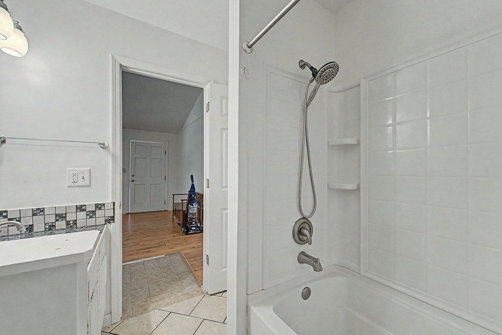 506 Guffie Road