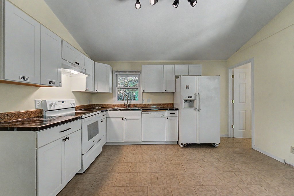 506 Guffie Road