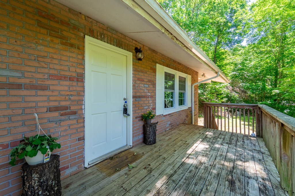 506 Guffie Road