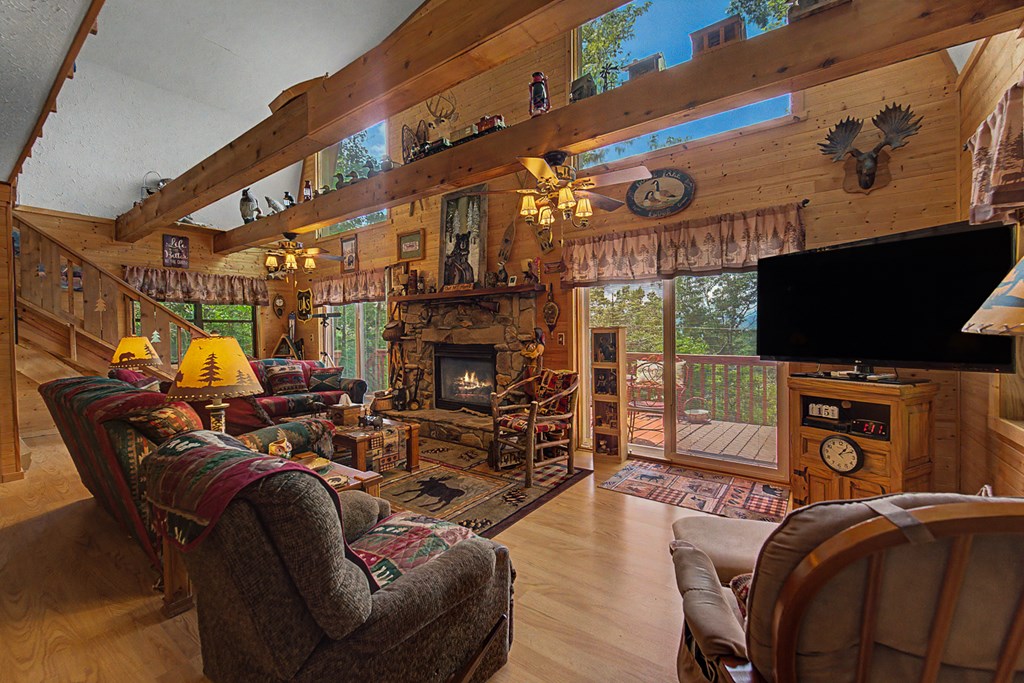 497 Bear Ridge Rd