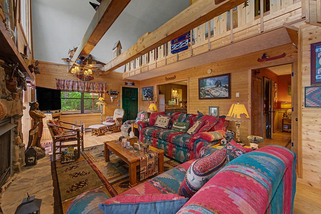497 Bear Ridge Rd