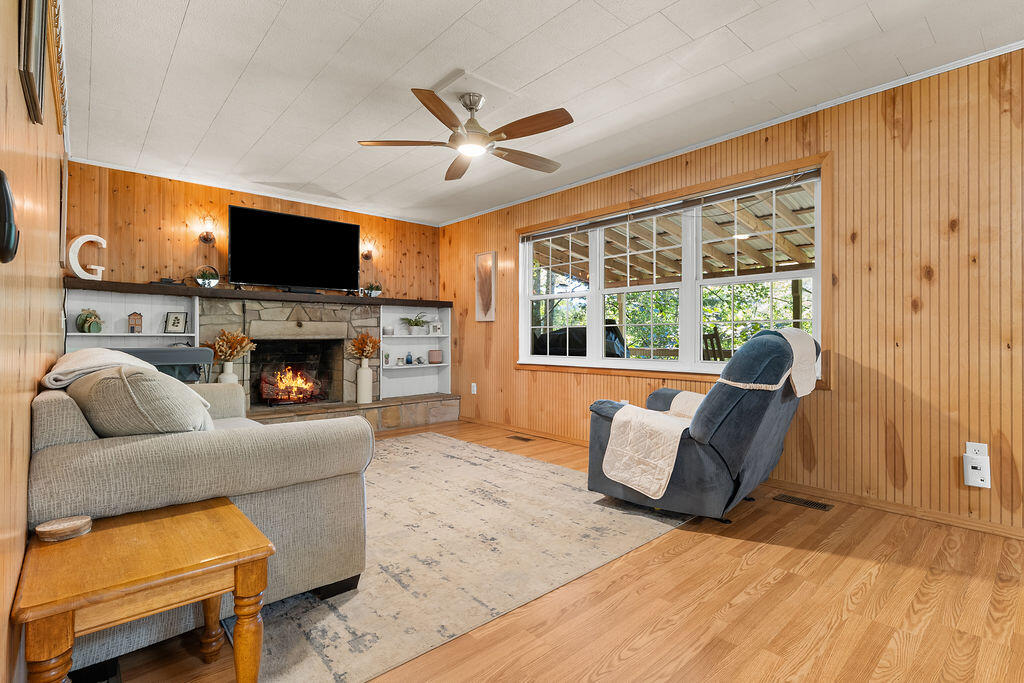37 Sarah Cove Road
