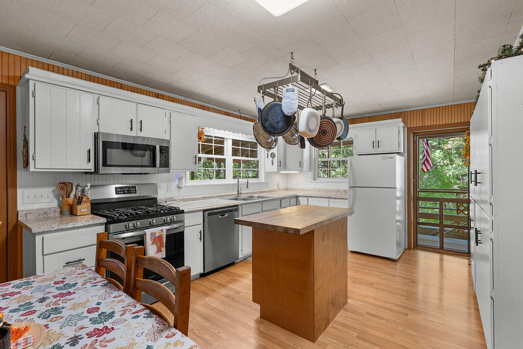 37 Sarah Cove Road