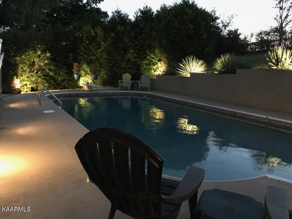 3812 Twin Island Drive