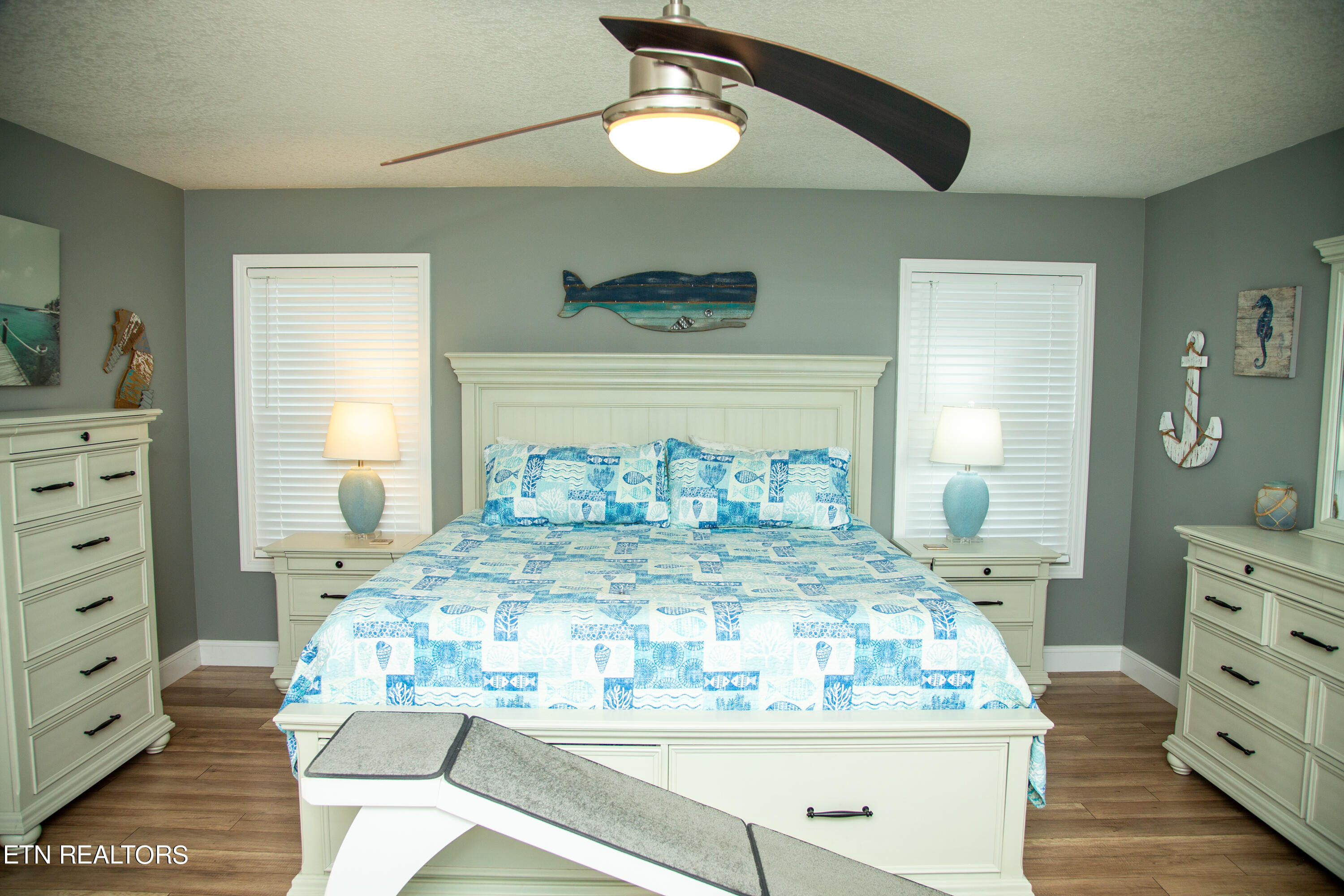 1513 Boyds Creek Hwy