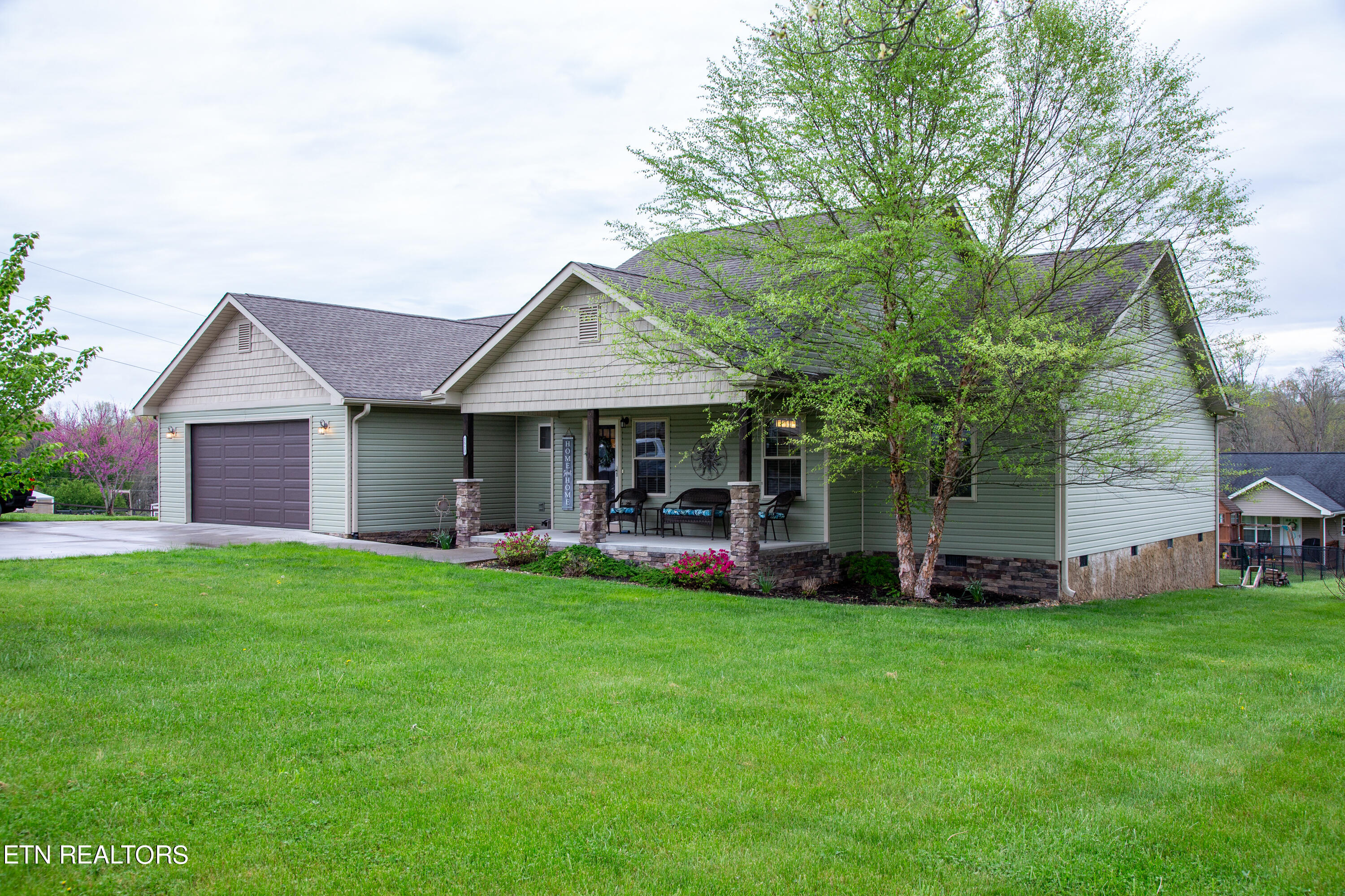 1513 Boyds Creek Hwy