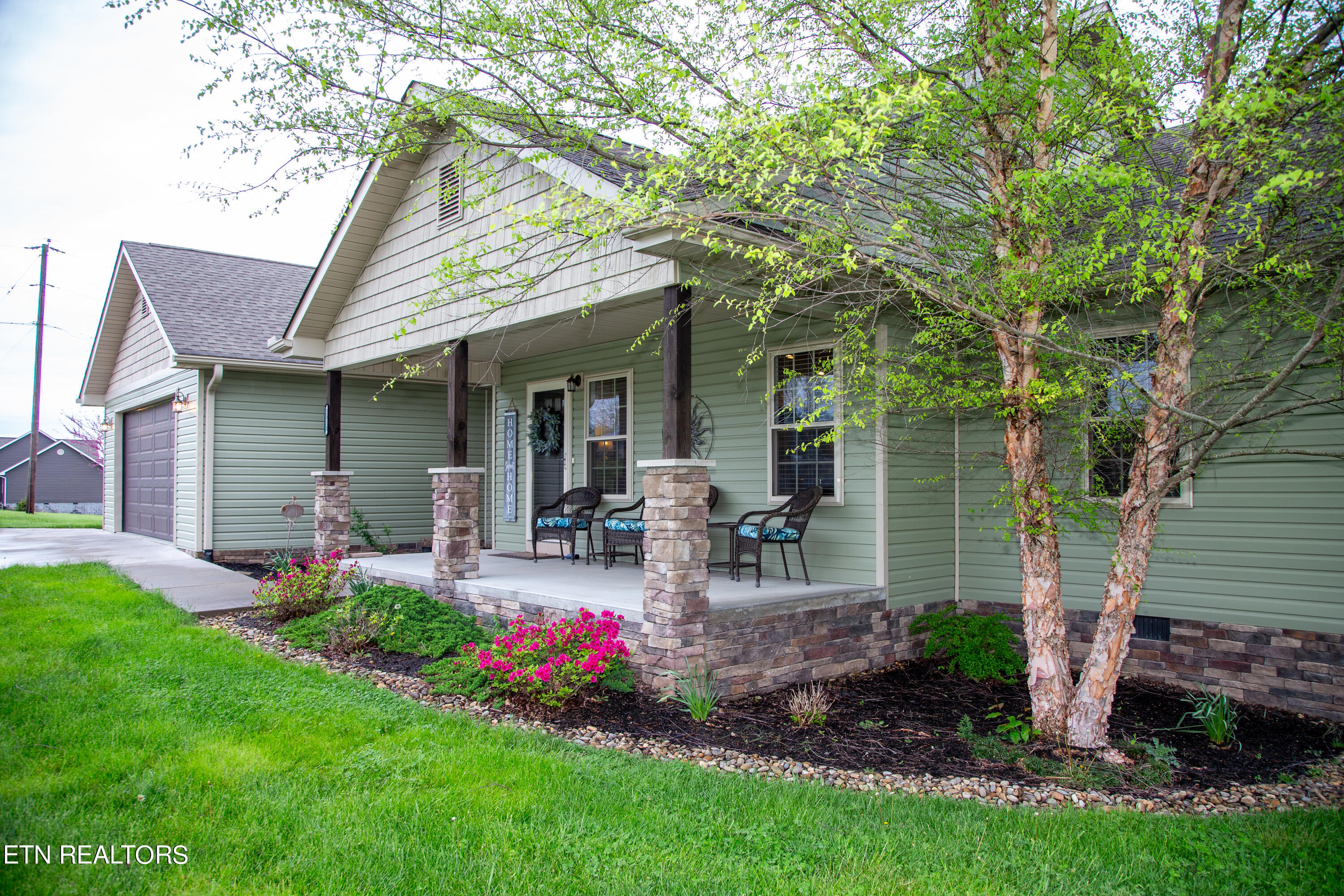 1513 Boyds Creek Hwy