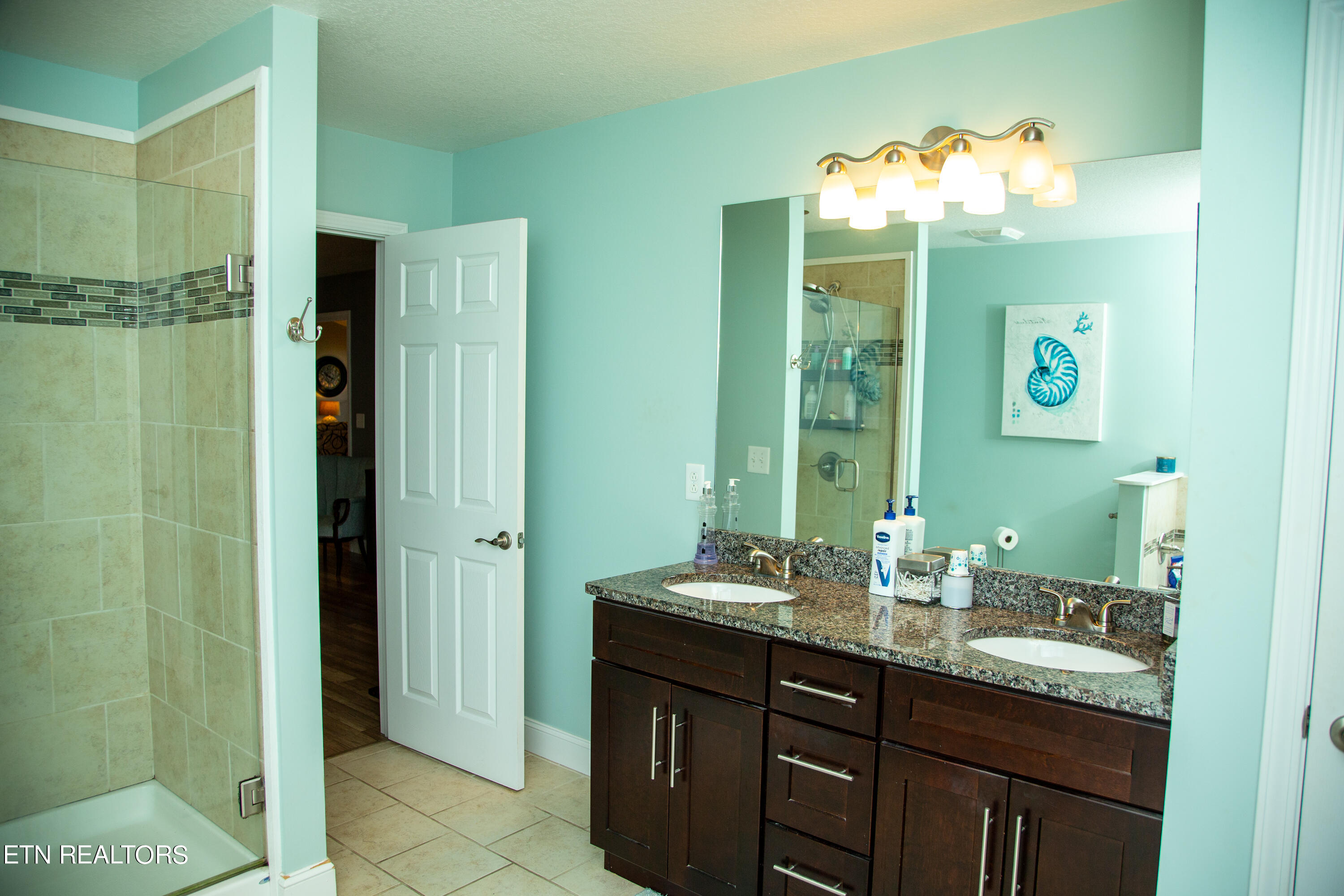 1513 Boyds Creek Hwy