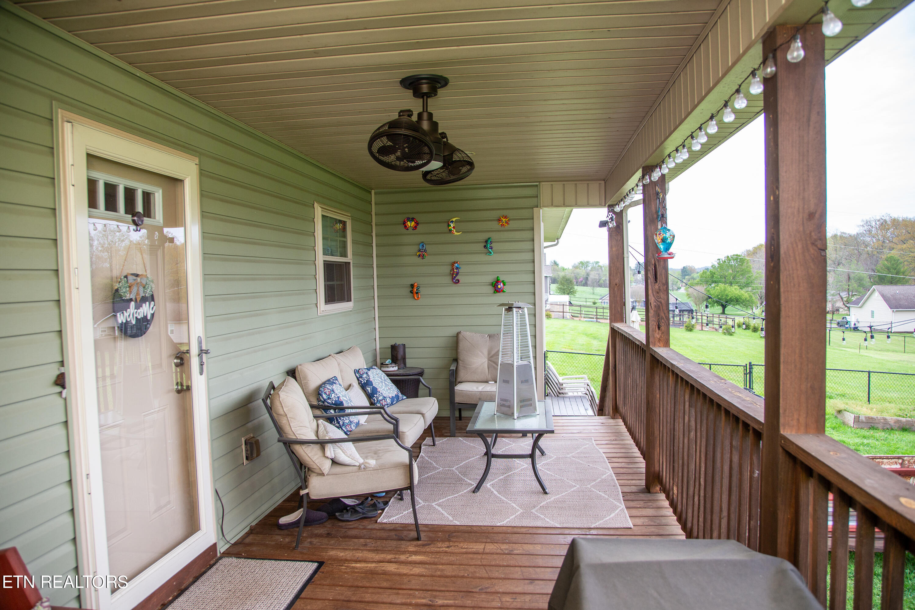 1513 Boyds Creek Hwy