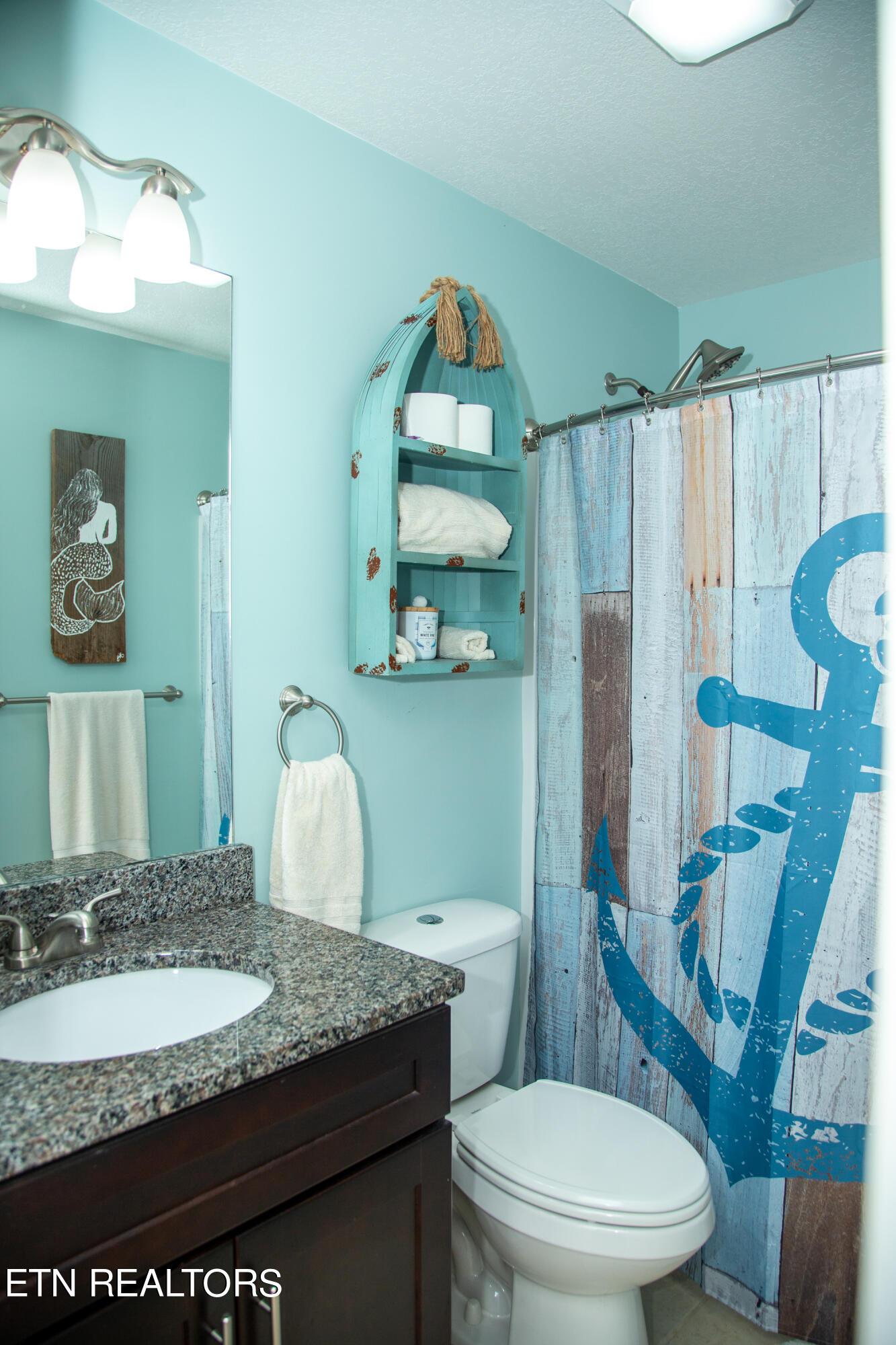 1513 Boyds Creek Hwy