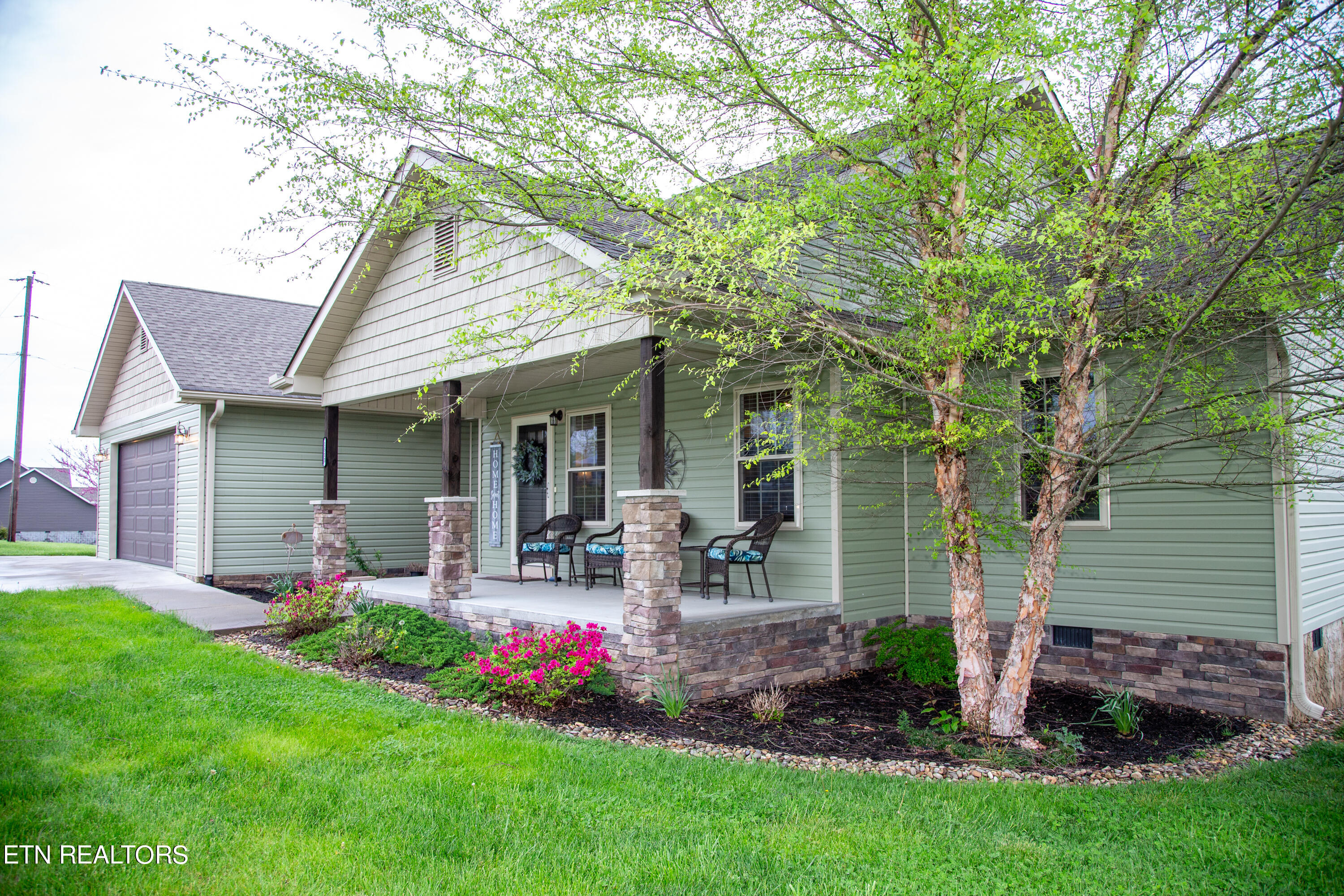 1513 Boyds Creek Hwy