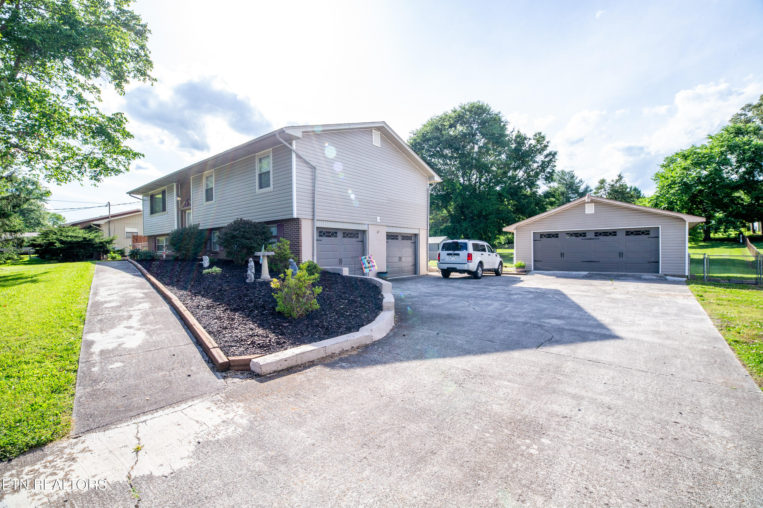 616 Pimlico Drive