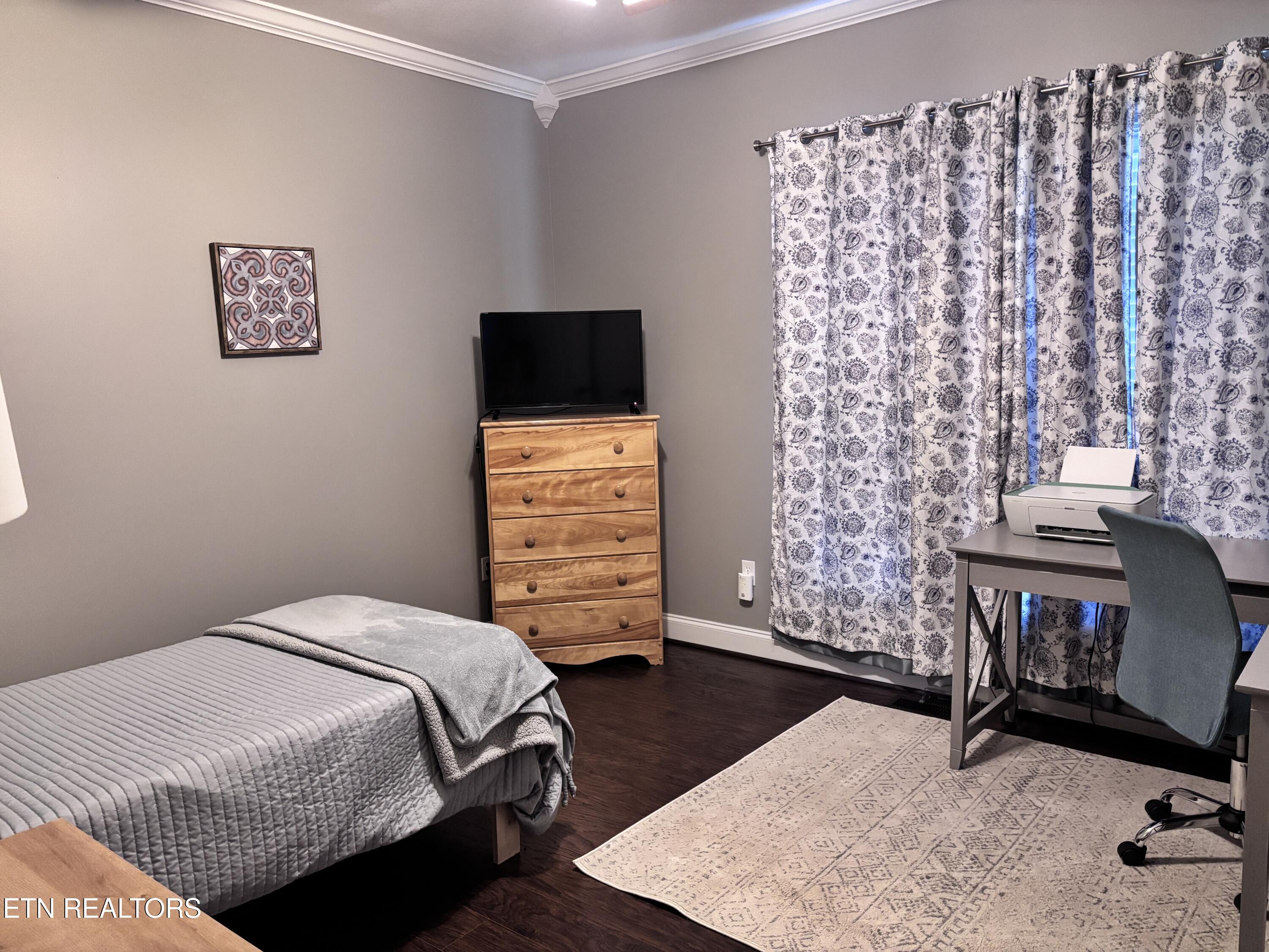 2644 Covington Circle