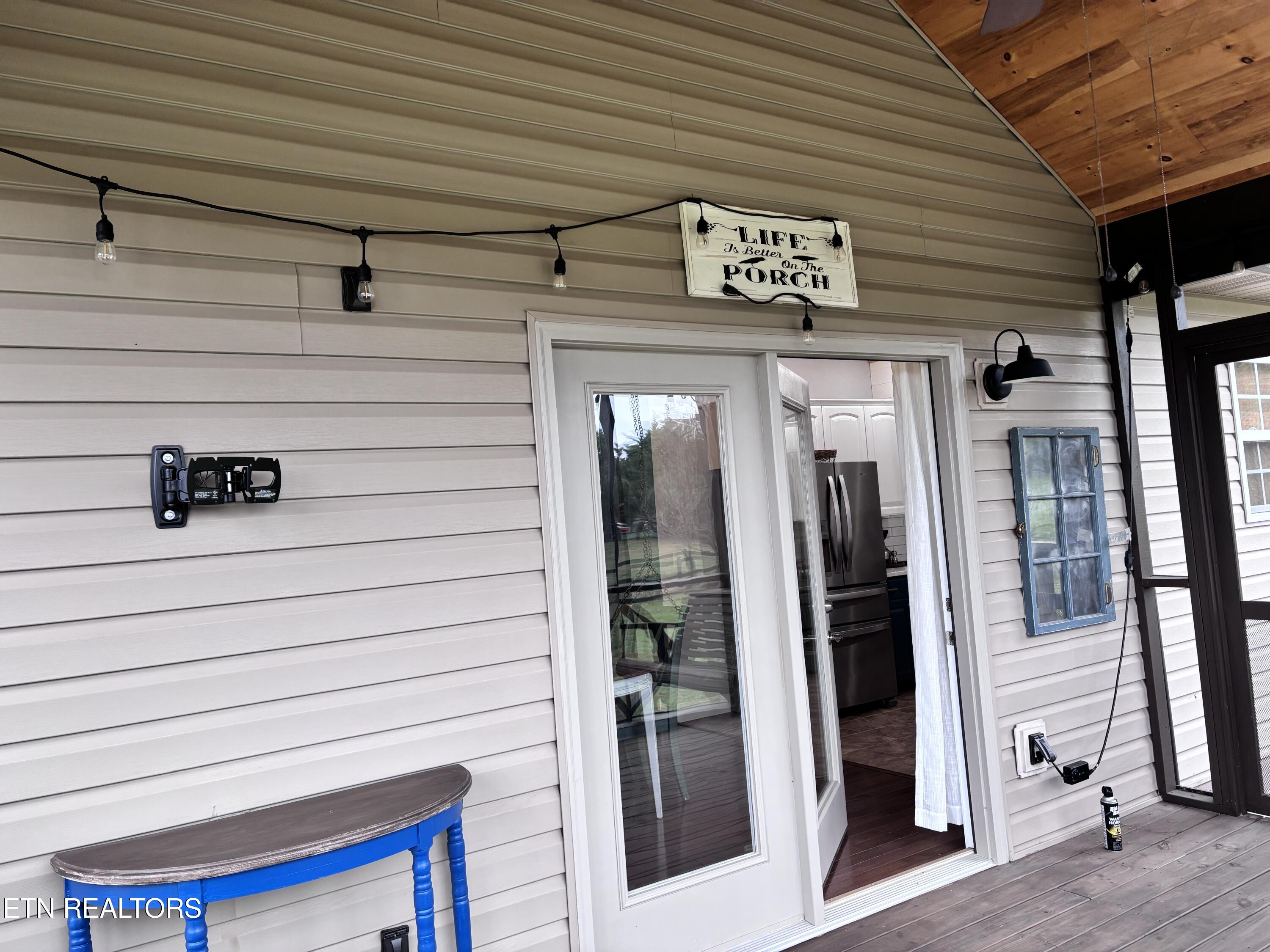 2644 Covington Circle