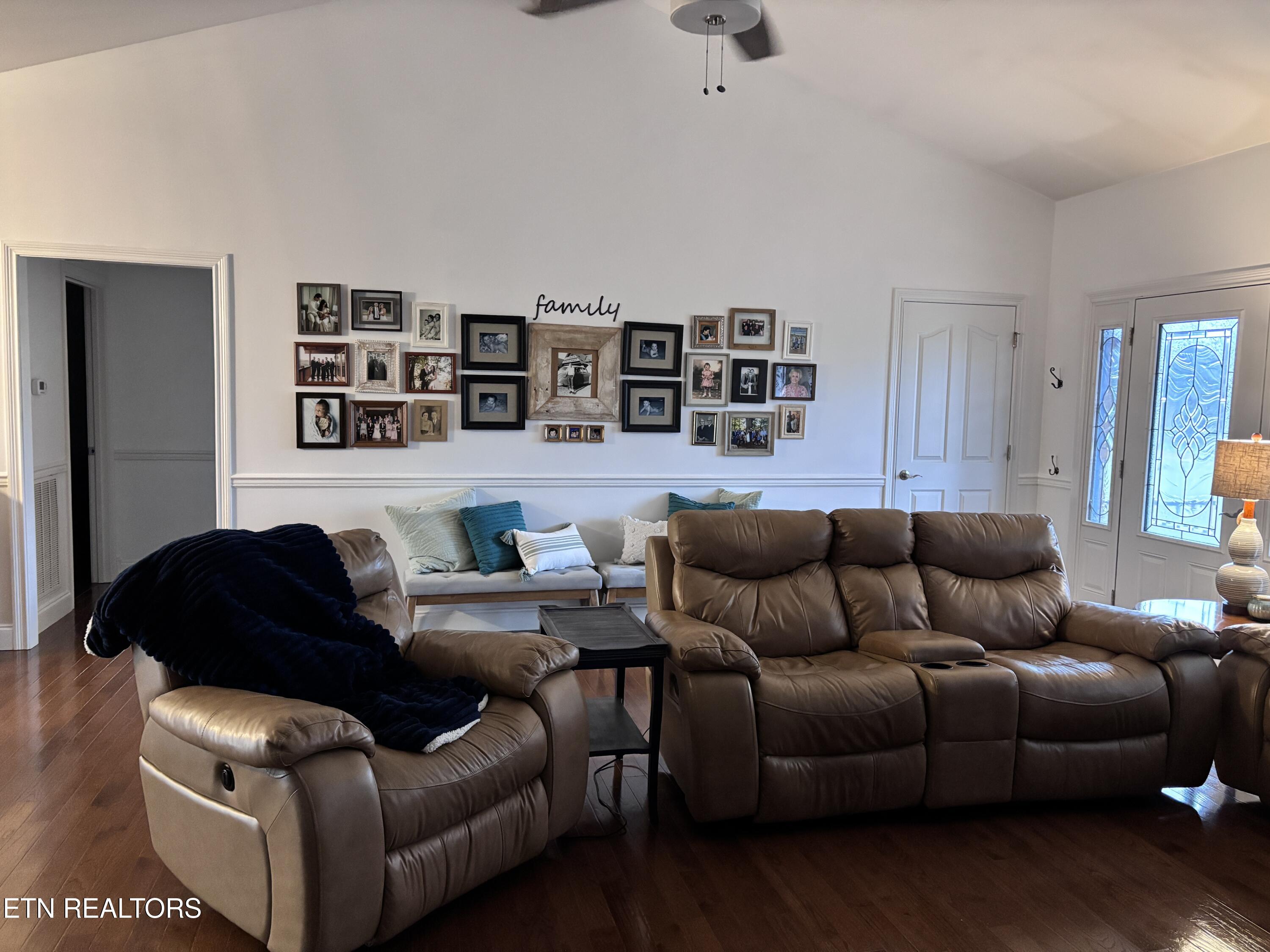 2644 Covington Circle